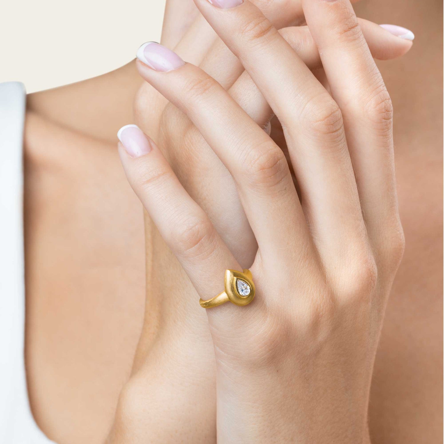 Dune Pinky Yellow Gold Diamond Pear Ring