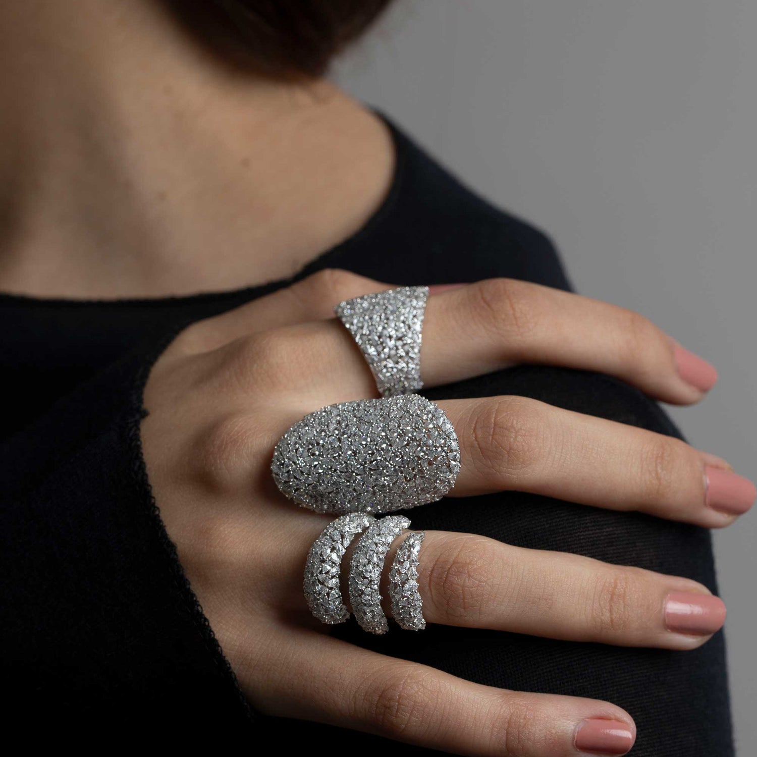 Dune Spiral White Gold Diamond Pear Ring