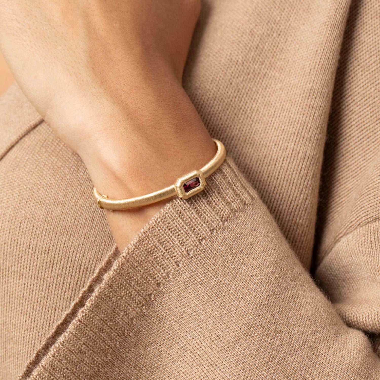 Satine Tourmaline Yellow Gold Elongated Rectangular Brushed Bangle