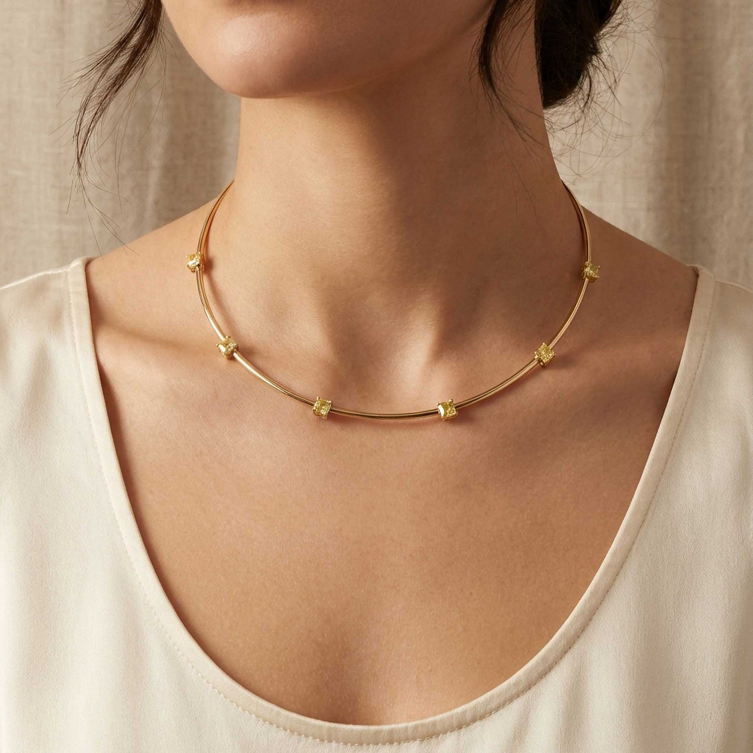 Satine Yellow Gold Diamond Square High Gloss Necklace