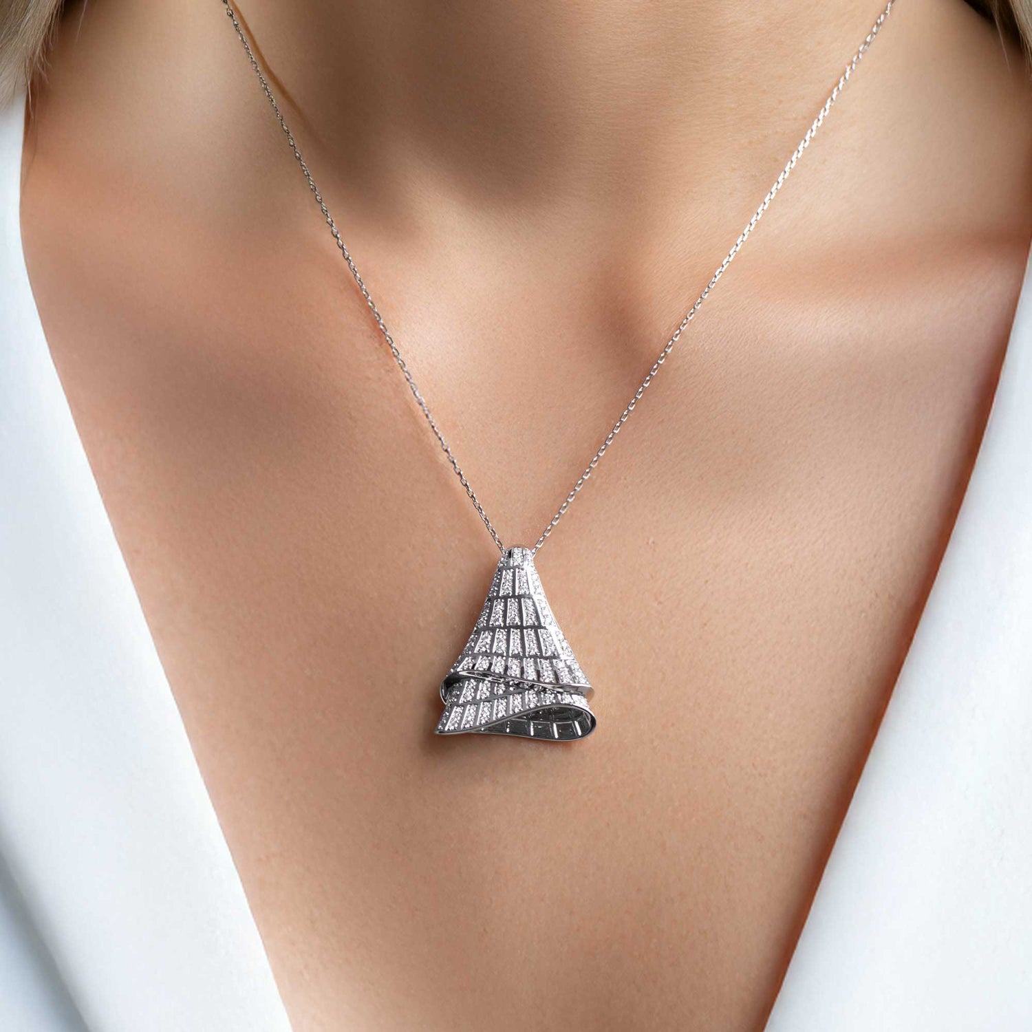 Sia Layered White Gold Pavé Diamond High Gloss Small Pendant