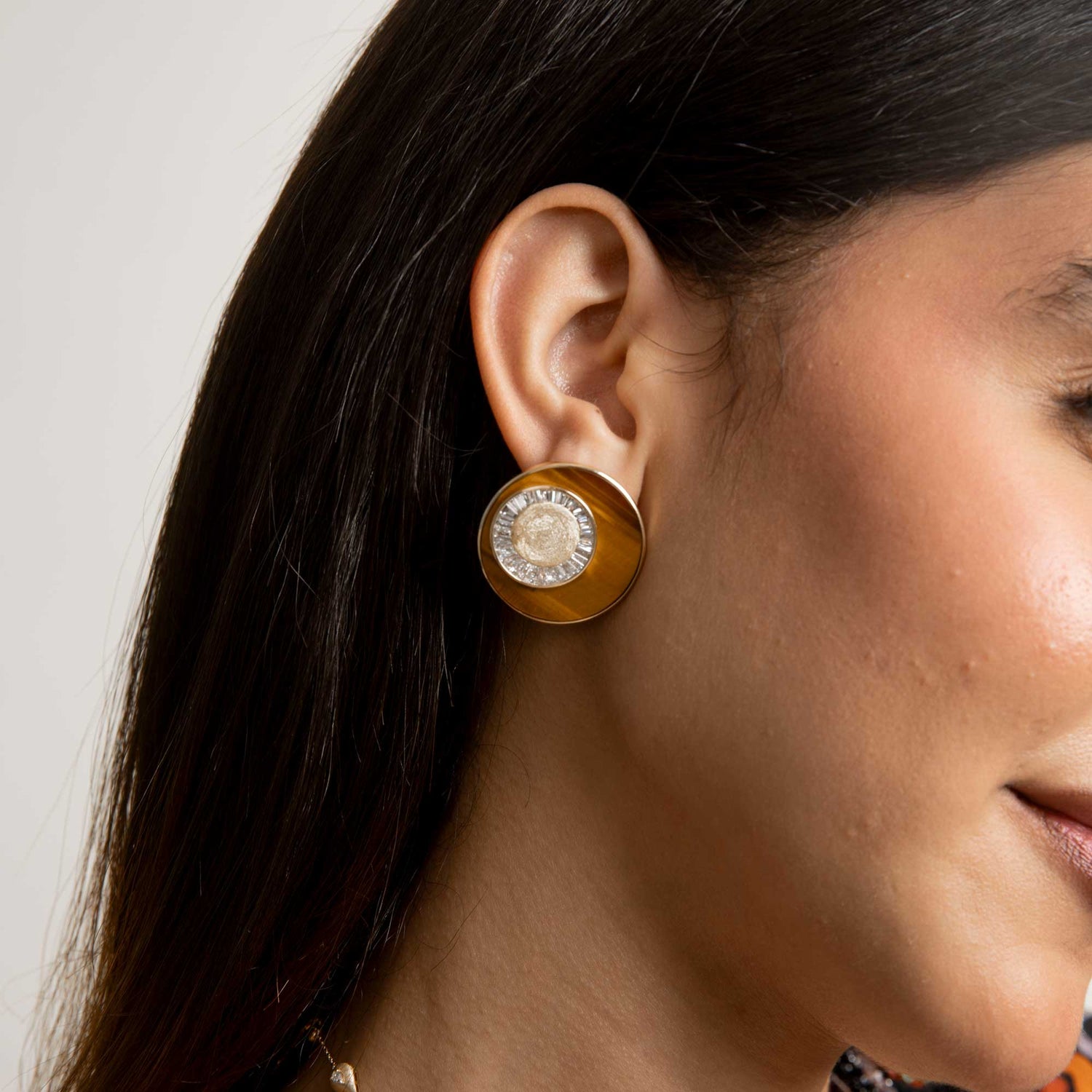 Céleste Yellow Gold Tiger Eye & Baguette Diamond Circular Earrings